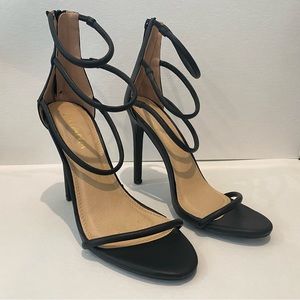 Liliana Black Strappy Heels
